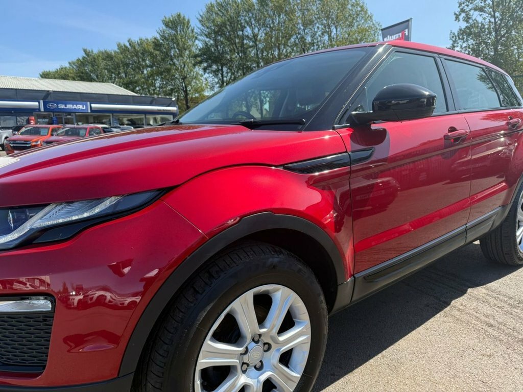 Land Rover Range Rover Evoque 2L Se Tech FD68XYM Red #2