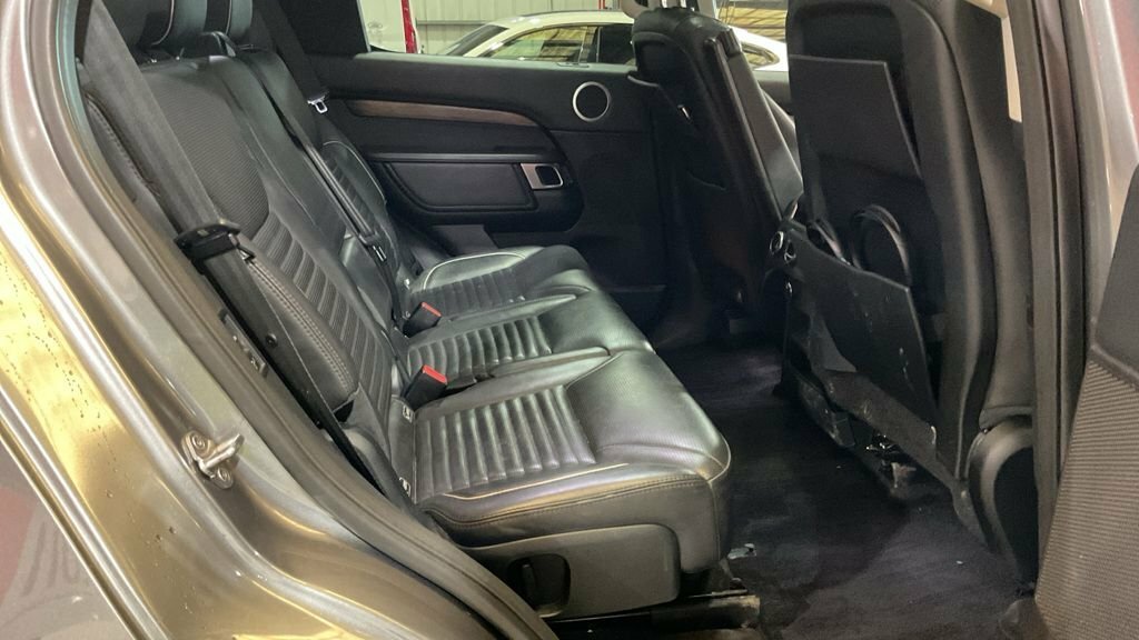 Land Rover Discovery 3L Hse Luxury BJ17ODH Grey #6