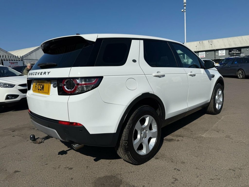 Land Rover Discovery Sport 2L Hse White #6