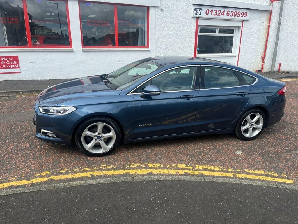 Ford Mondeo 2L Titanium Edition Blue