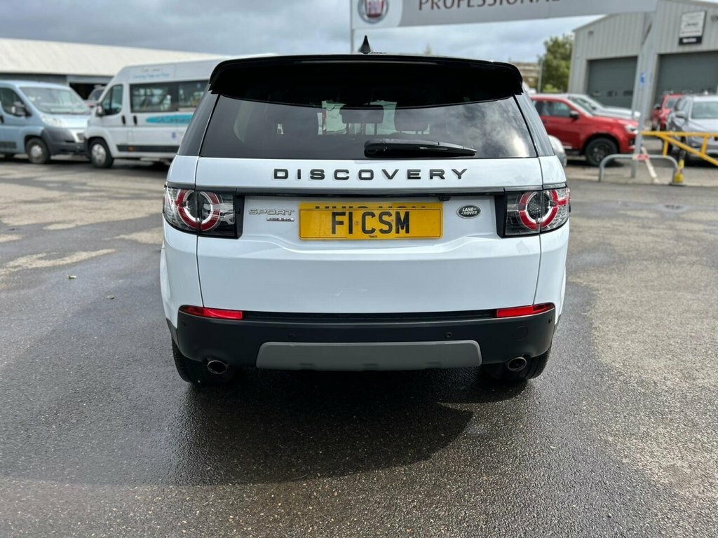 Land Rover Discovery Sport 2L Hse Black YX18UCW White #6
