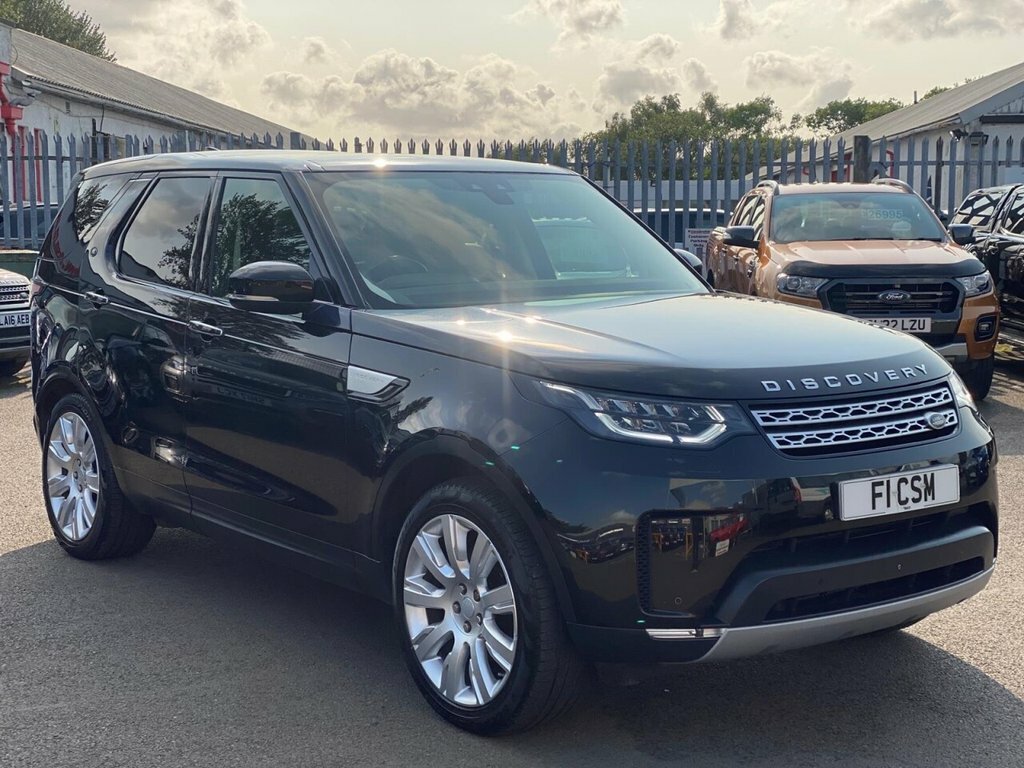 Land Rover Discovery 3L Hse Luxury YC67GNN Black #4