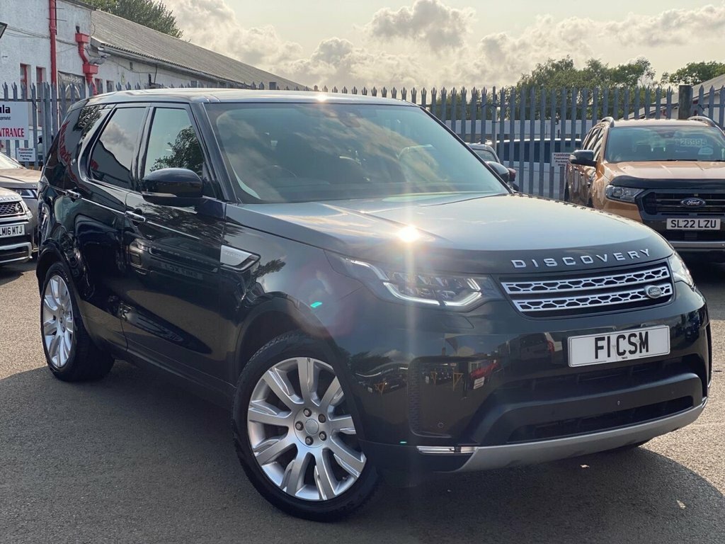 Land Rover Discovery 3L Hse Luxury YC67GNN Black #2