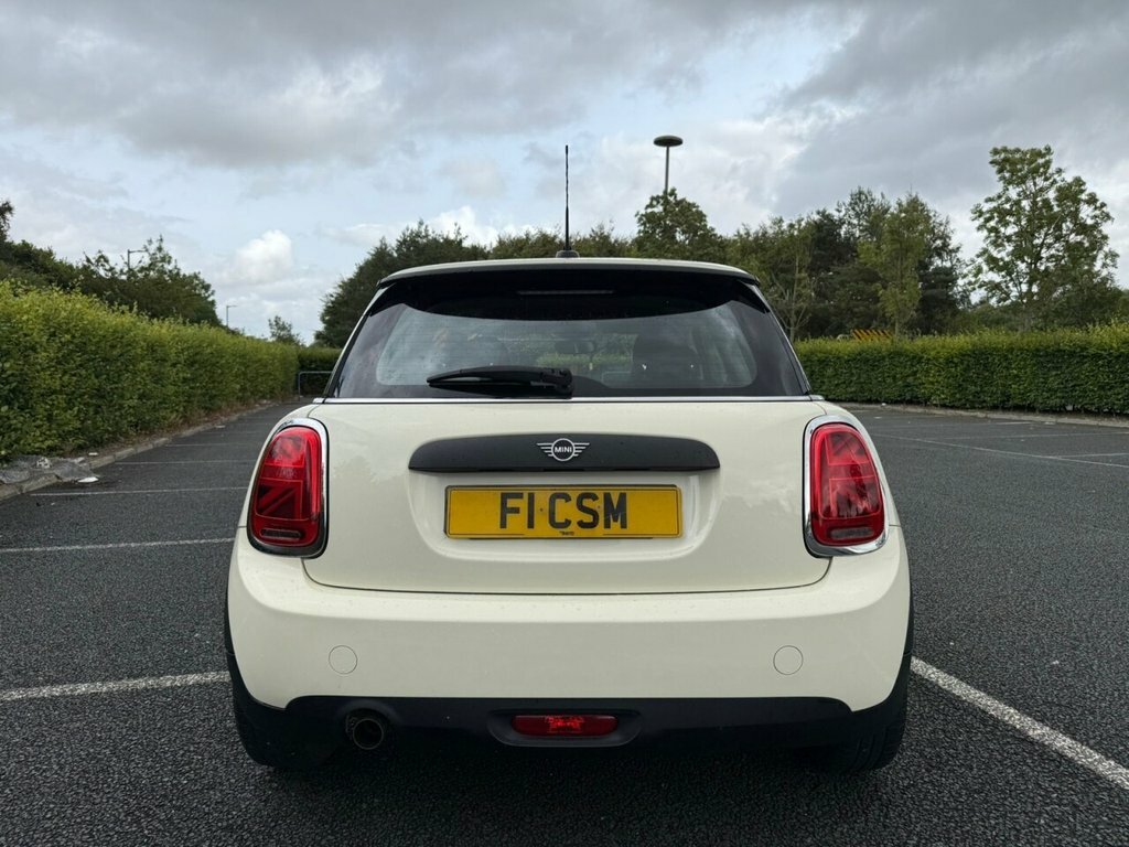 Mini Hatch 1.5L One Classic SH69HWR White #4