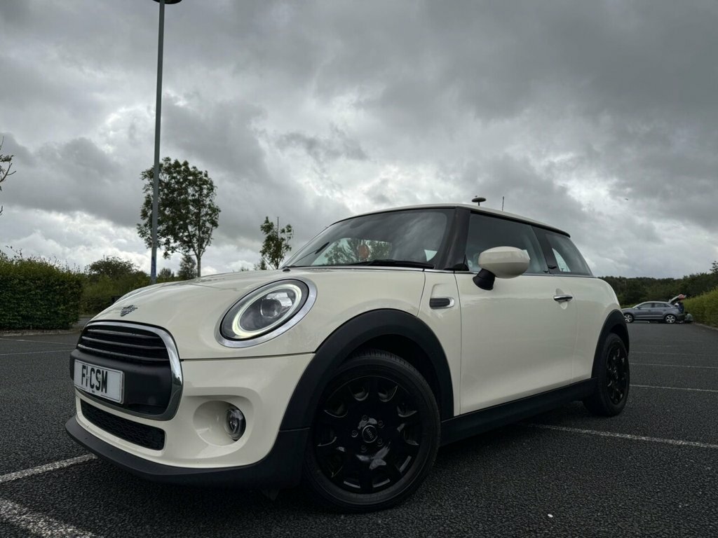 Mini Hatch 1.5L One Classic White