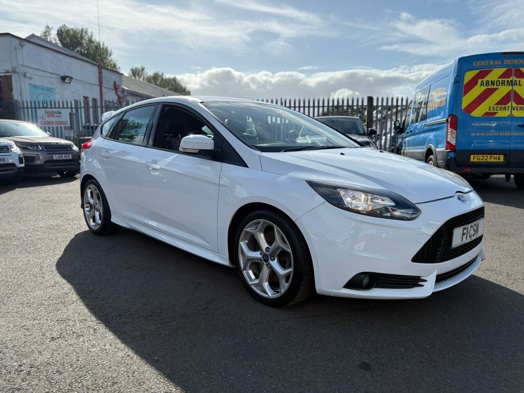 Ford Focus 2L St-2 HV14KOE White #3