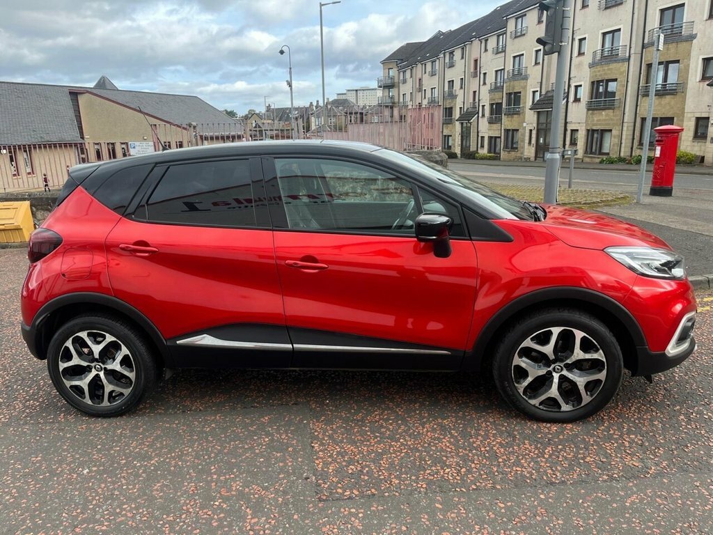 Renault Captur 1.5L Signature X Nav HV18WDU Red #2