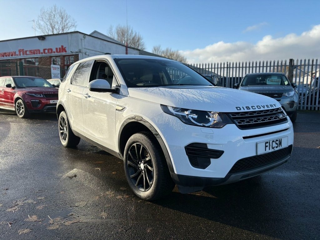 Land Rover Discovery Sport 2L Se PJ17NYF White #3
