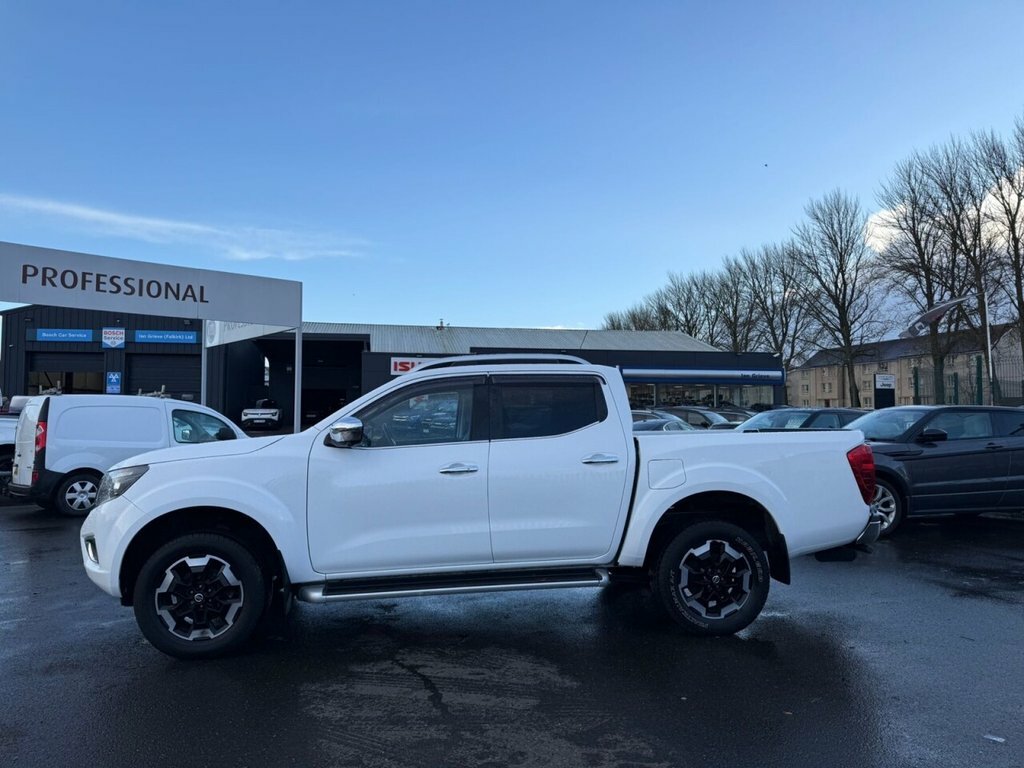 Nissan Navara 2.3L Tekna TD21TAR White #5