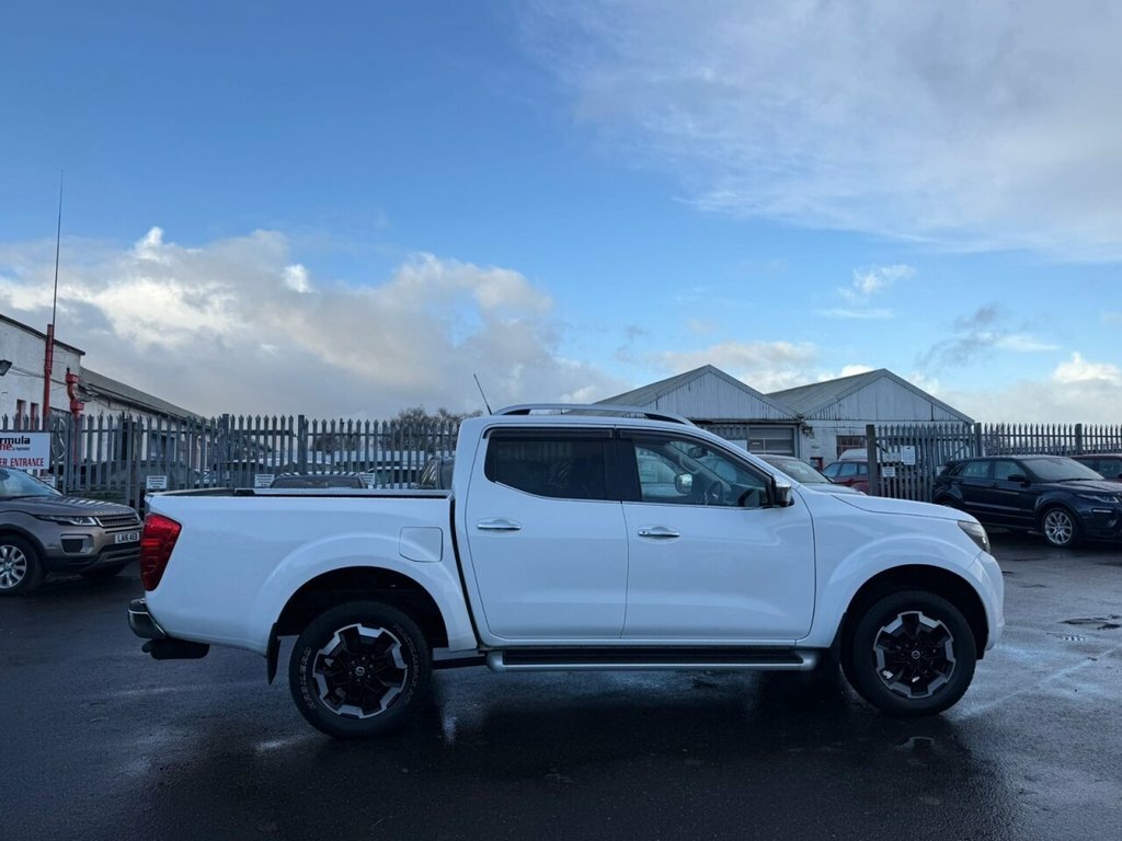Nissan Navara 2.3L Tekna TD21TAR White #6