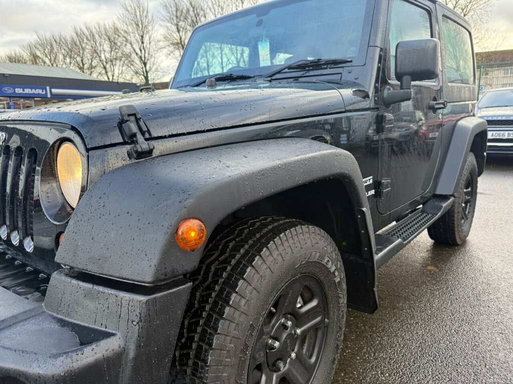 Jeep Wrangler 2.8L Sport YF61XHD Black #5