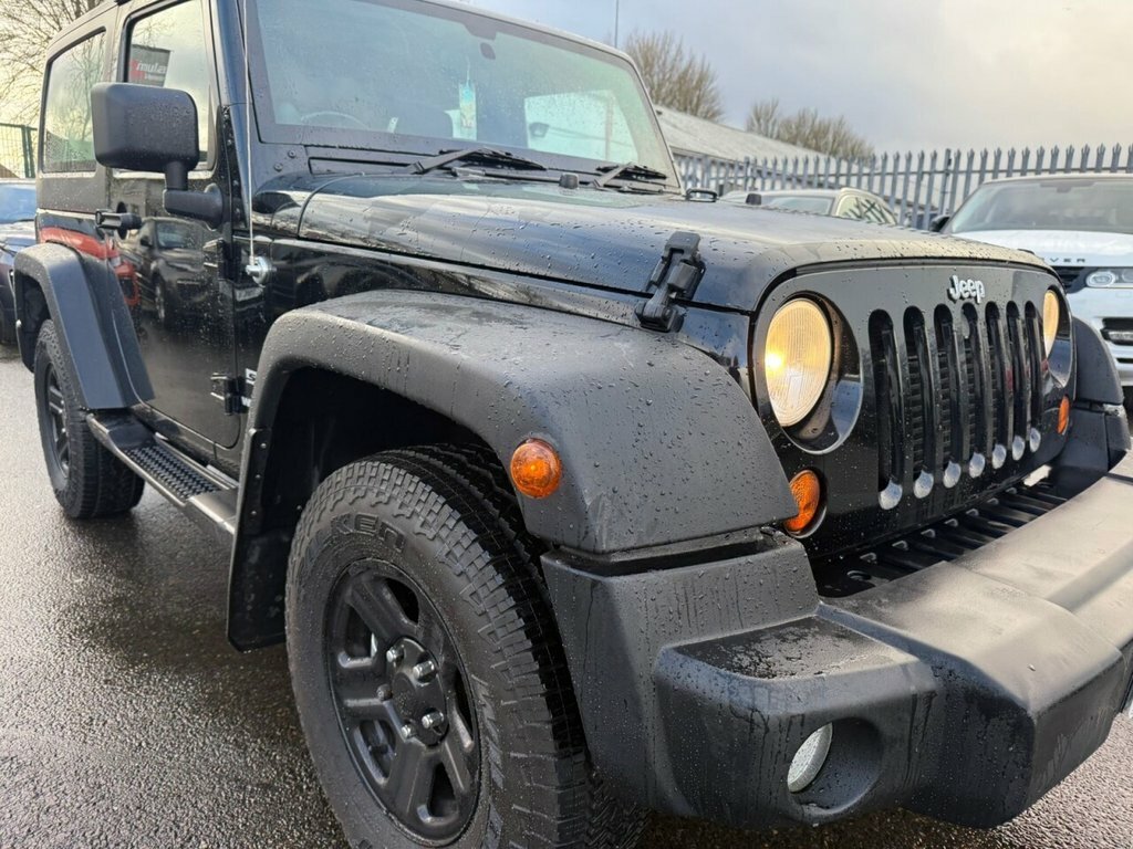 Jeep Wrangler 2.8L Sport YF61XHD Black #4