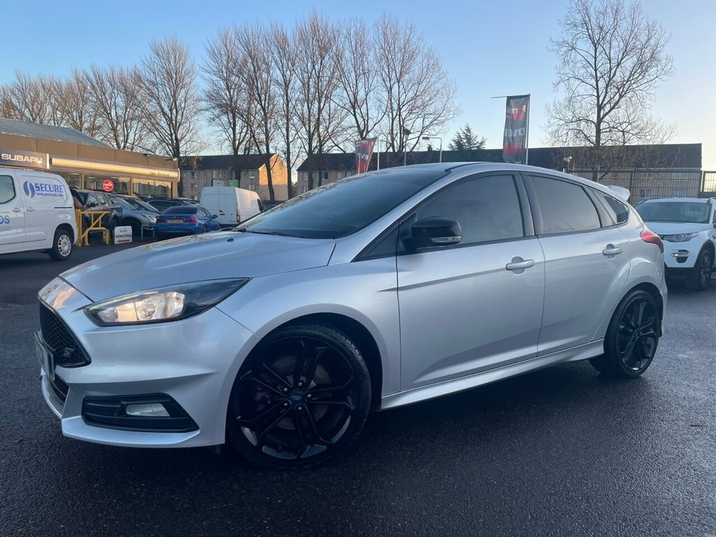 Ford Focus 2L St-2 SO65FYR Silver