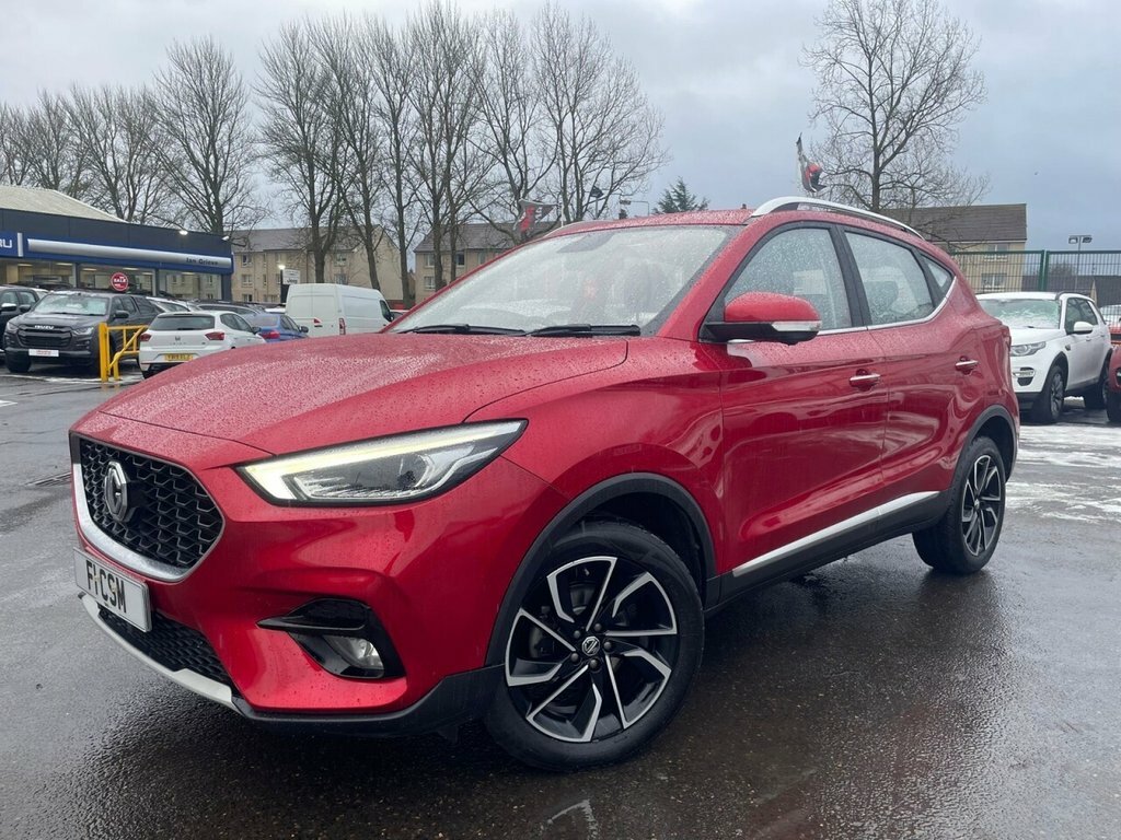 MG ZS 1L Exclusive Red