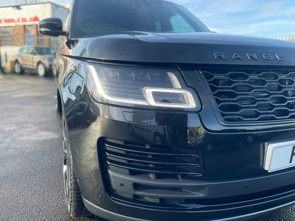 Land Rover Range Rover 4.4L Autobiography 5dr SP18ZWM Black #5