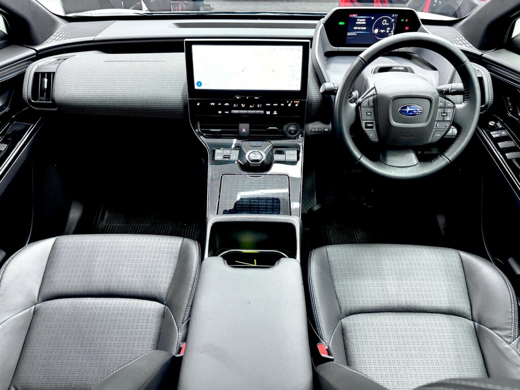Subaru Solterra 71.4Kwh Touring Awd White #2