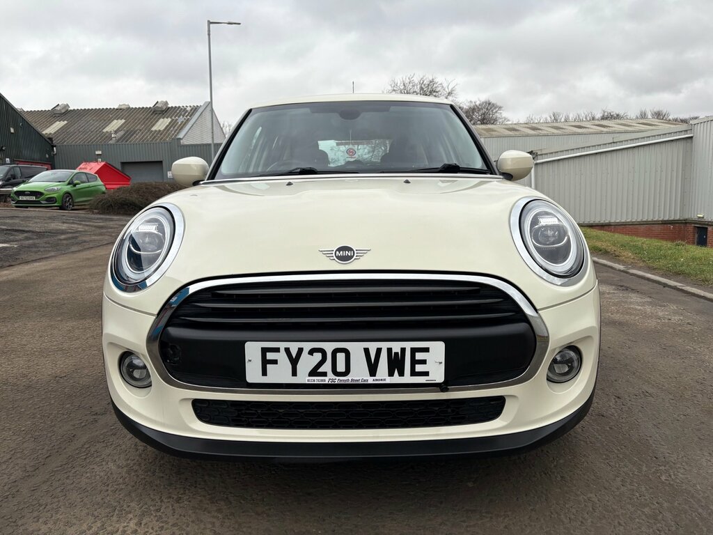 Mini Hatch 1.5 One Classic Hatchback Euro 6 FY20VWE White #2