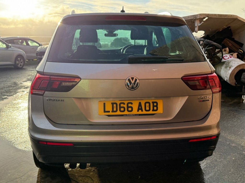 Volkswagen Tiguan 2L Se Navigation LD66AOB Silver #5
