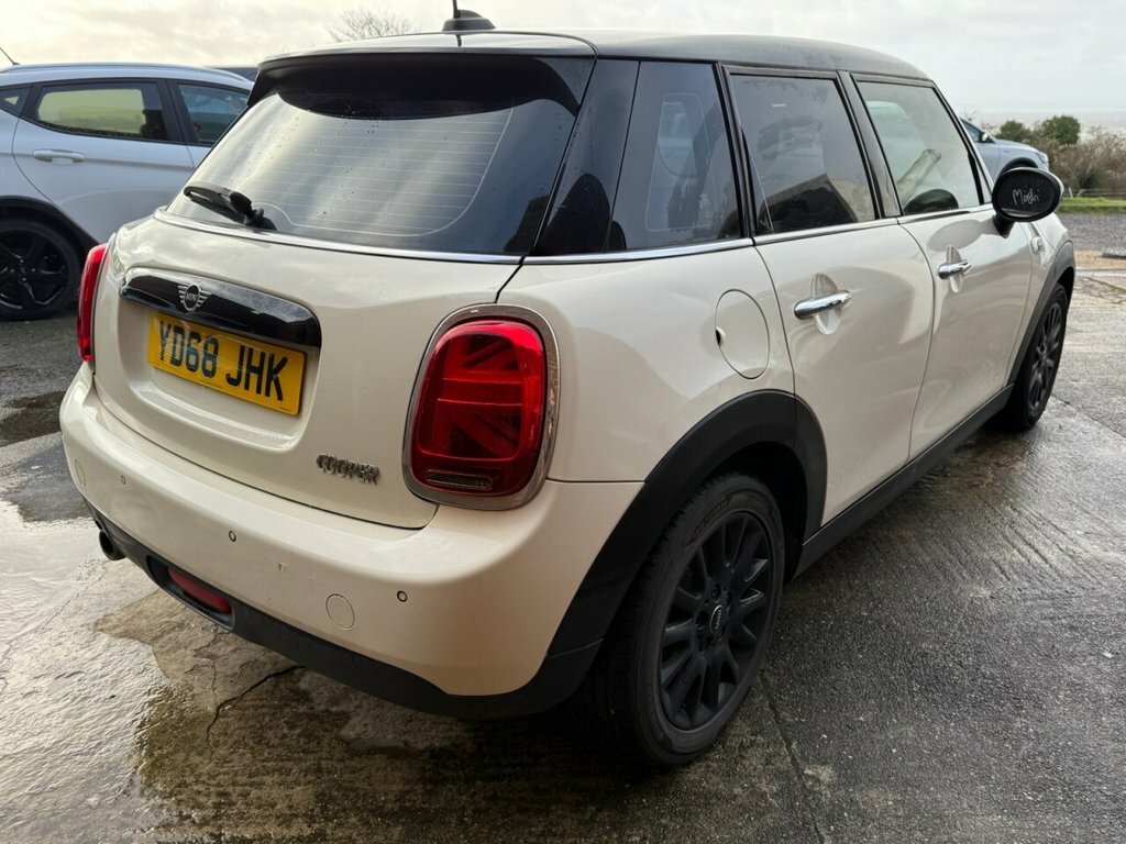 Mini Hatch 1.5L Cooper YD68JHK White #6