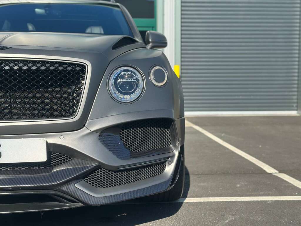 Bentley Bentayga Bentley Bentayga 2018 AE55MAP Black #5