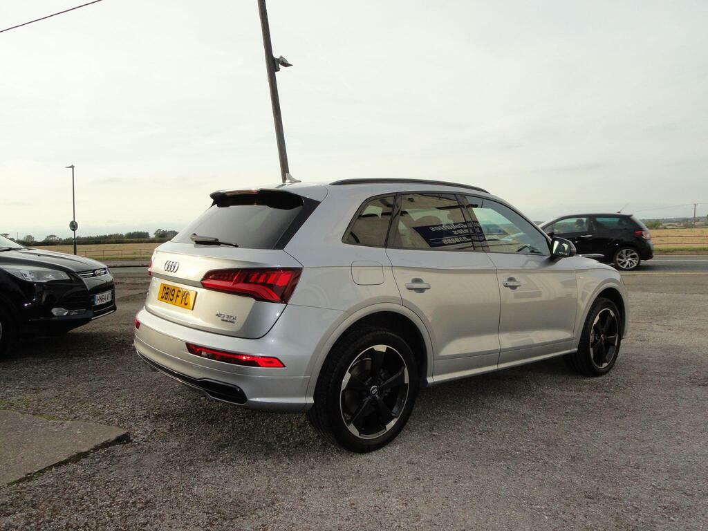 Audi Q5 2.0 Tdi 40 Black Edition Suv DB19FYC Silver #2