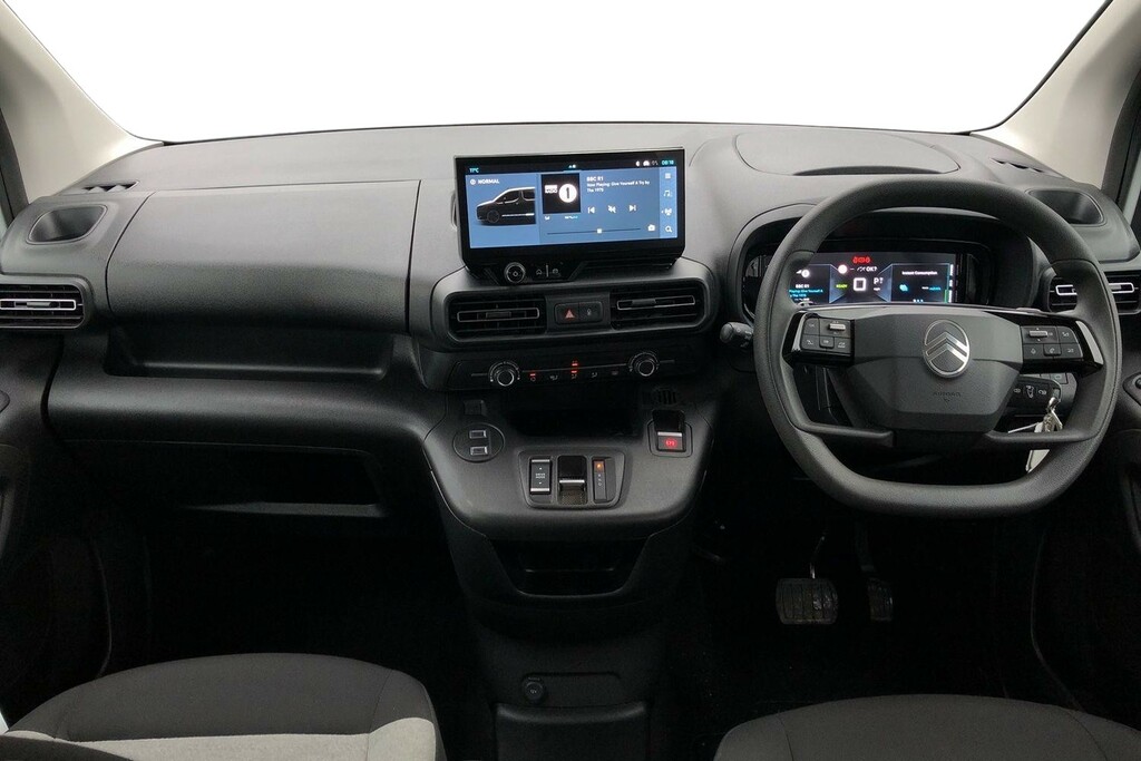 Citroen e-Berlingo 100Kw Plus M 52Kwh VO25WXA White #3