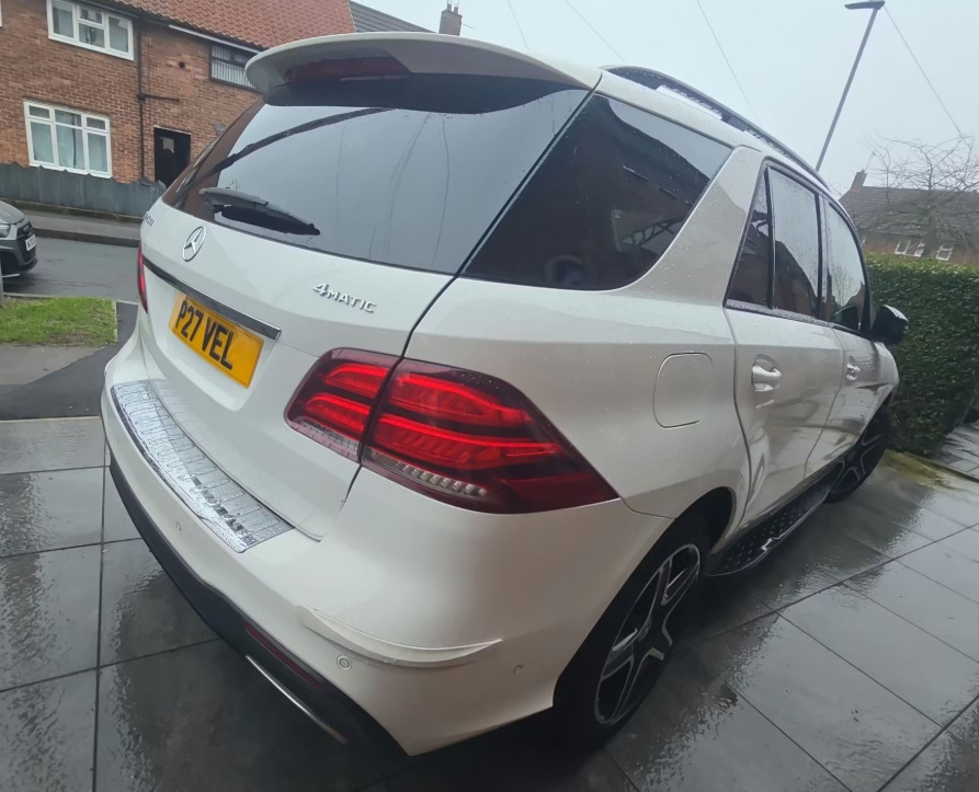 Mercedes-Benz GLE Class Gle 250D 4Matic Amg Line 9G-tronic White #2