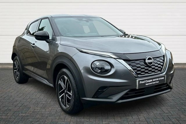 Nissan Juke N-connecta Suv Grey