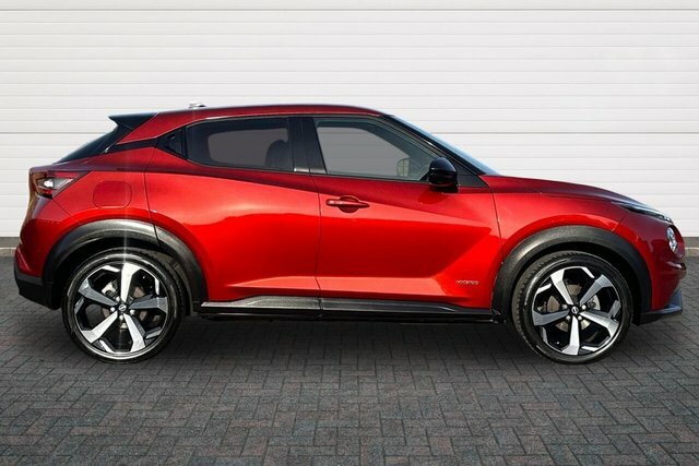 Nissan Juke Tekna Suv PG23LDA Red #2