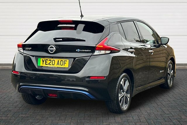 Nissan Leaf N-connecta Hatchback YE20AOF Black #3