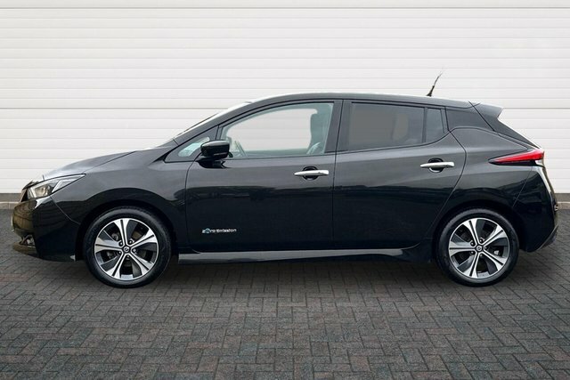 Nissan Leaf N-connecta Hatchback YE20AOF Black #6