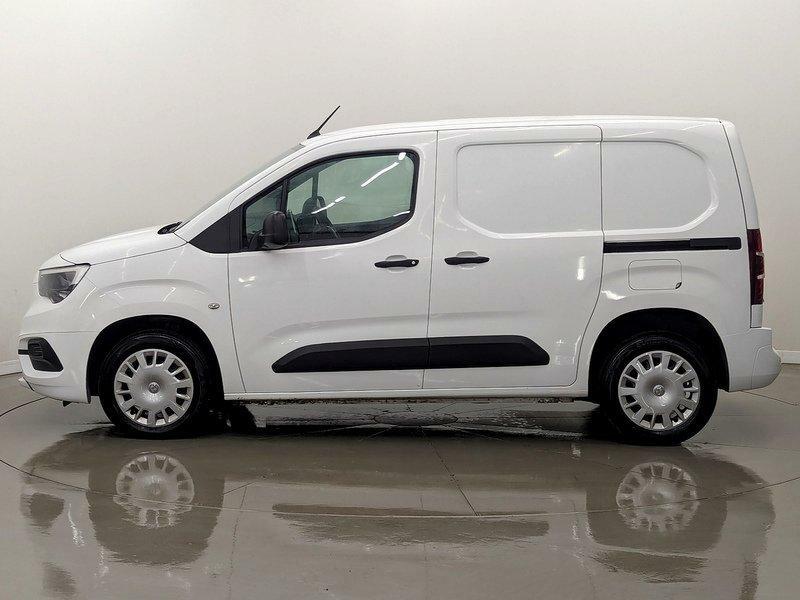 Vauxhall Combo Turbo D 2300 Sportive DL70KZT White #5