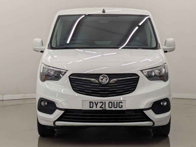 Vauxhall Combo Turbo D 2300 Sportive DY21OUG White #5