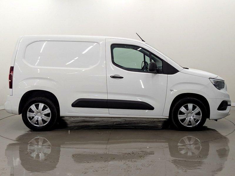 Vauxhall Combo Turbo D 2300 Sportive DL70LBJ White #2