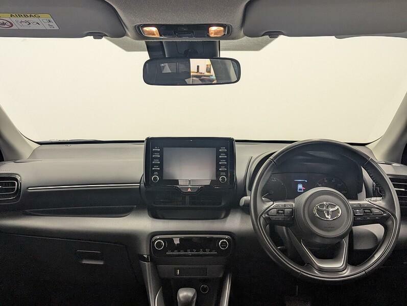 Toyota Yaris Vvt-h Icon YC22JFJ White #3