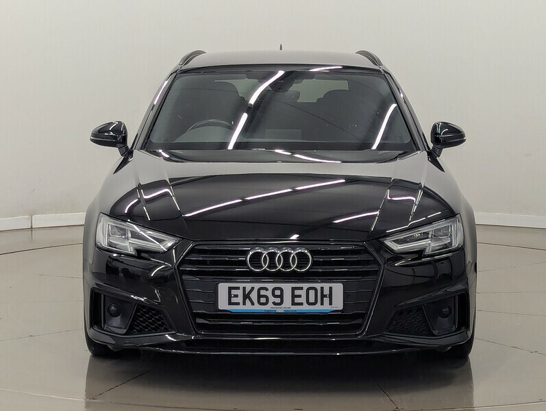 Audi A4 Avant Tdi Black Edition EK69EOH Black #5