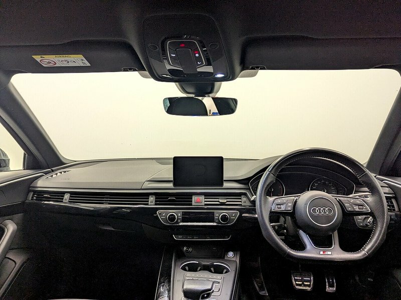 Audi A4 Avant Tdi Black Edition EK69EOH Black #3