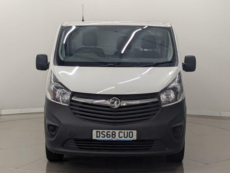 Vauxhall Vivaro Cdti 2900 DS68CUO White #5