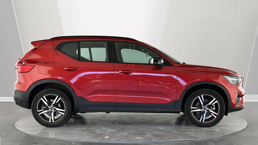 Volvo XC40 Plus, B4 Mild Hybrid, Dark CP73LDA Red #3