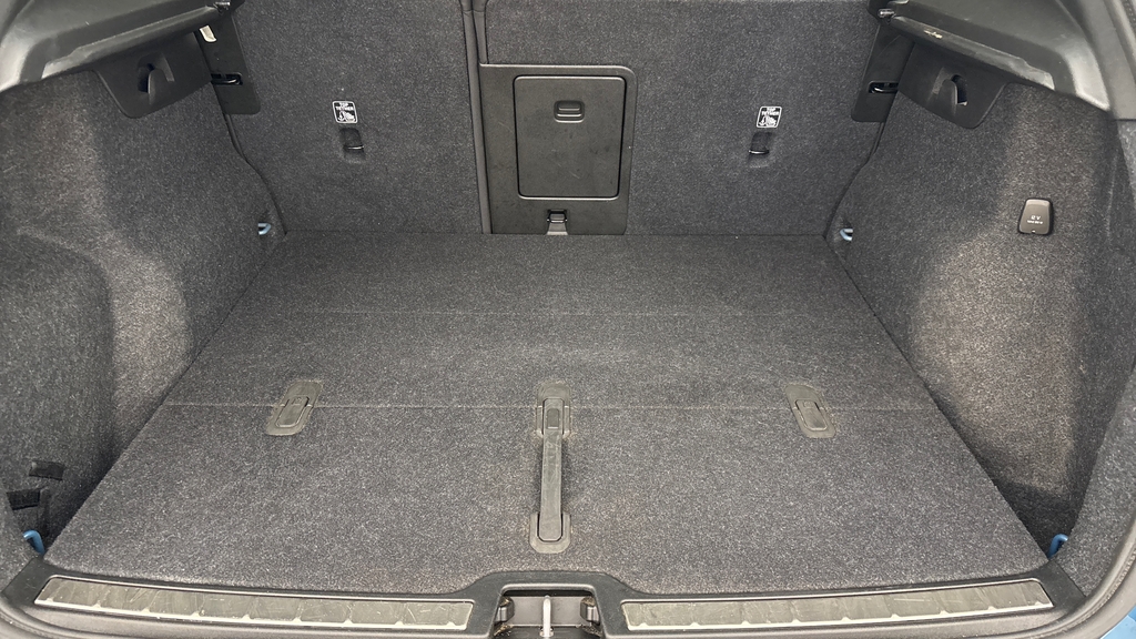 Volvo XC40 Ultra, B3 Mild Hybrid, Bright RA74CZN Blue #5