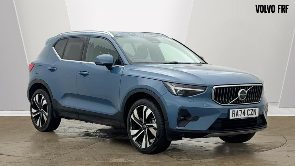 Volvo XC40 Ultra, B3 Mild Hybrid, Bright Blue