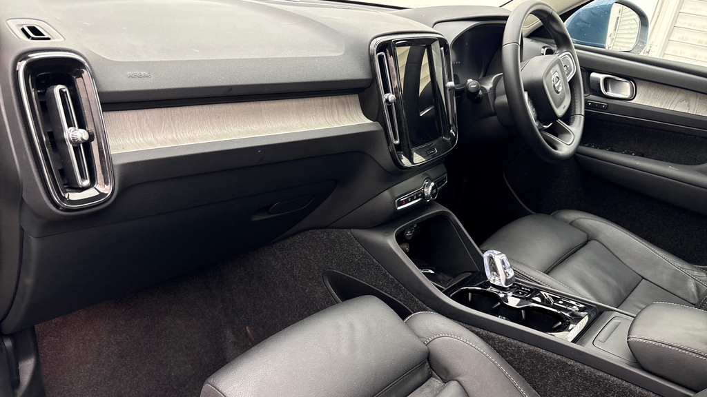 Volvo XC40 Ultra, B3 Mild Hybrid, Bright RA74CZN Blue #6