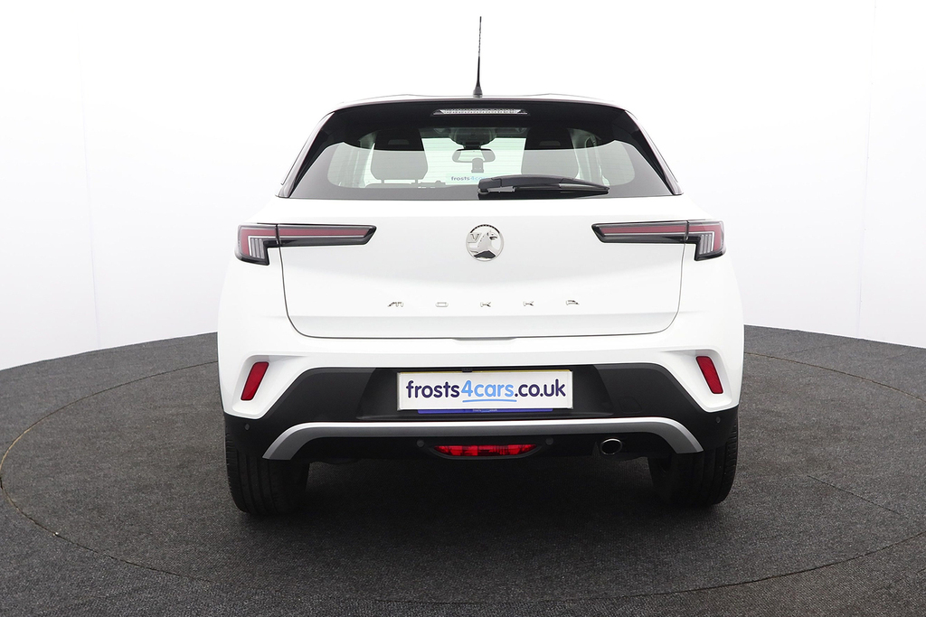 Vauxhall Mokka 1.5 Turbo D Elite Premium GV21UHK White #4