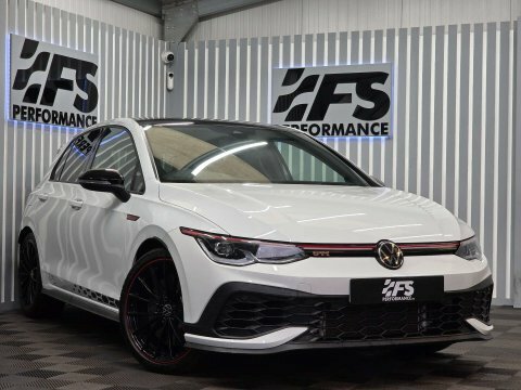 Volkswagen Golf 2021 71 2.0 White