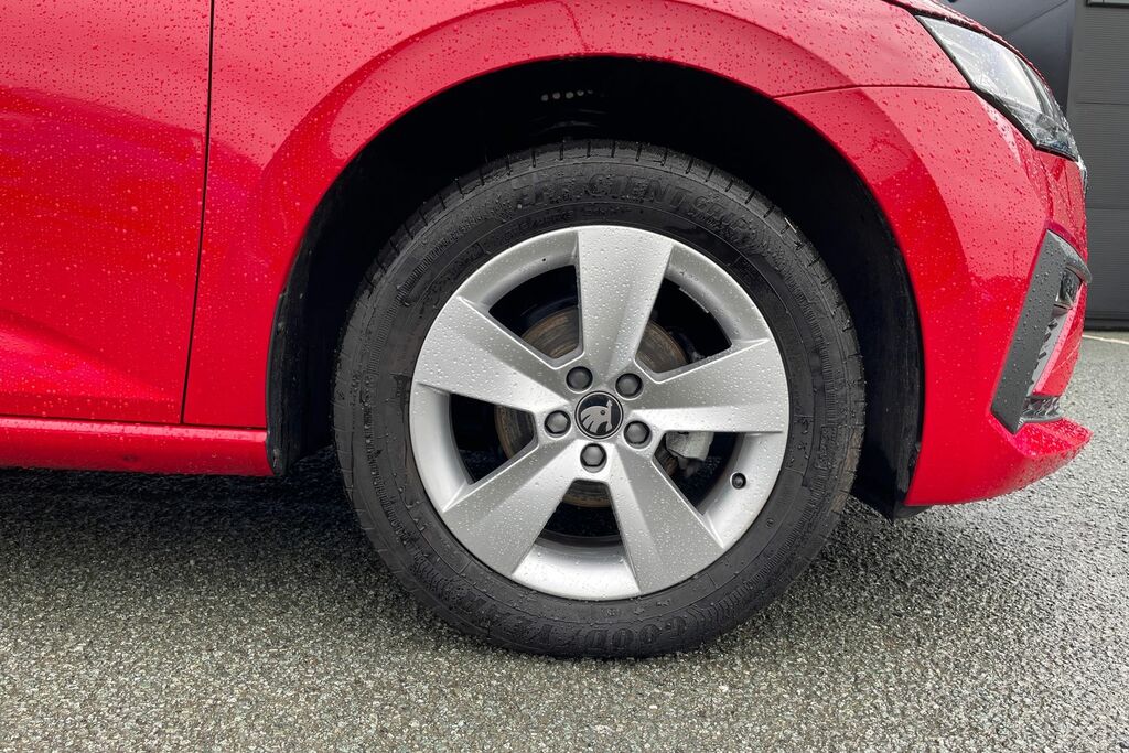 Skoda Scala 1.0 Tsi 95 Se Edition KM25ZYN Red #5