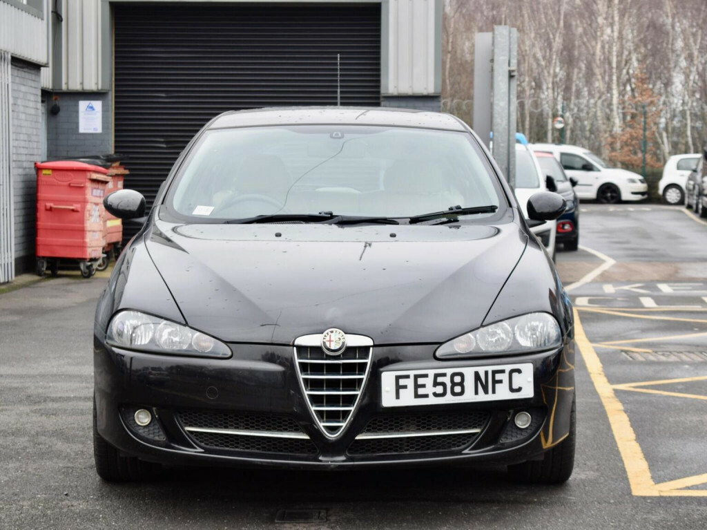 Alfa Romeo 147 1.9 Jtdm 8V Collezione White #29