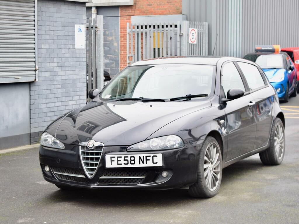 Alfa Romeo 147 1.9 Jtdm 8V Collezione White #28