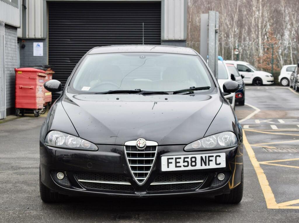 Alfa Romeo 147 1.9 Jtdm 8V Collezione White #2