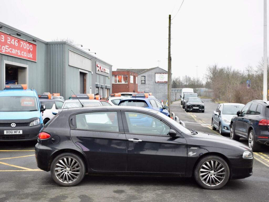 Alfa Romeo 147 1.9 Jtdm 8V Collezione White #8