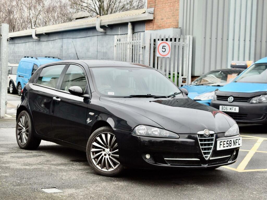 Alfa Romeo 147 1.9 Jtdm 8V Collezione White #1